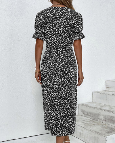 Sandra™ - Floral V-Neck Dress