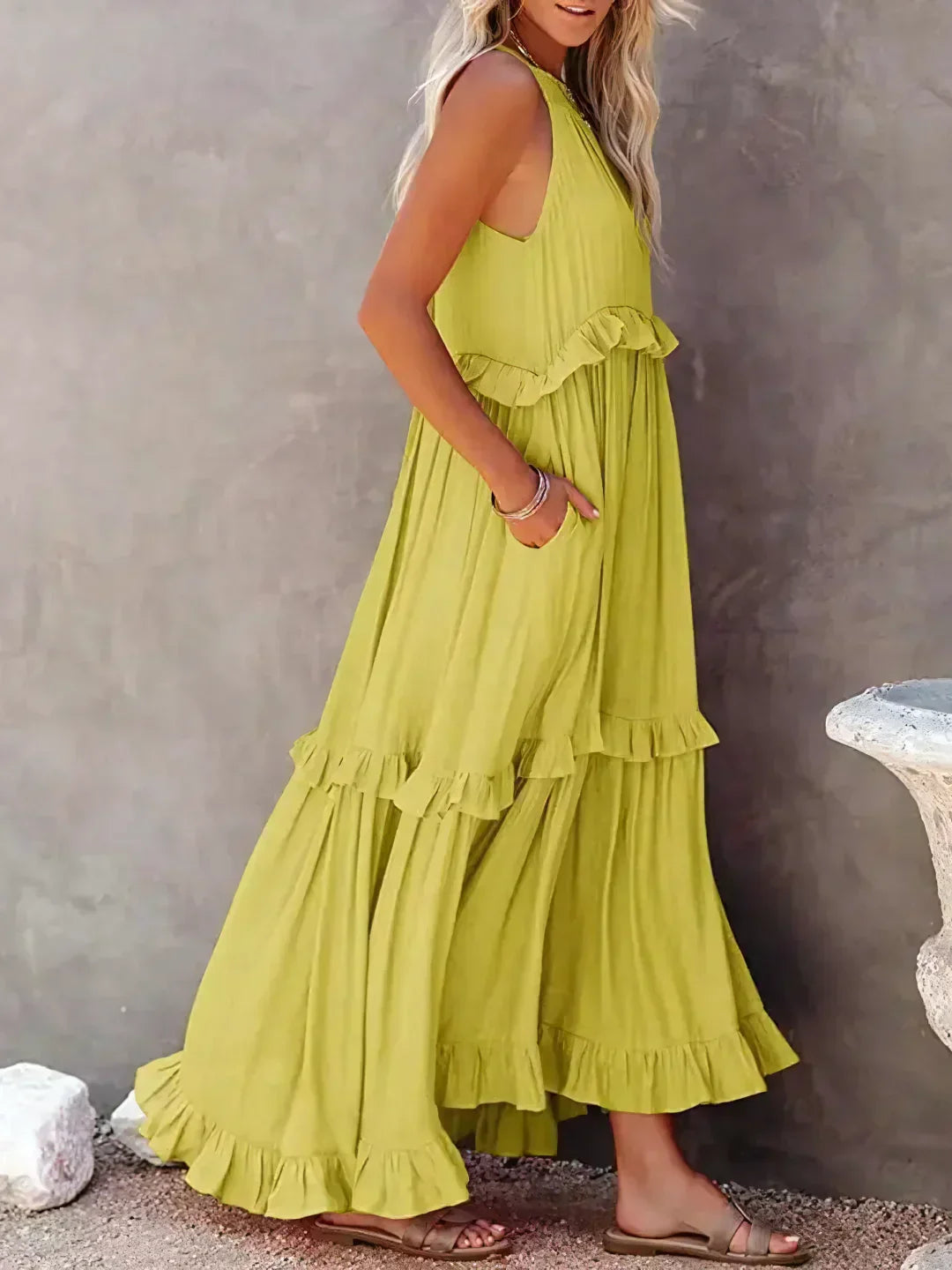 Amelia™ - Halter Ruffle Maxi Dress