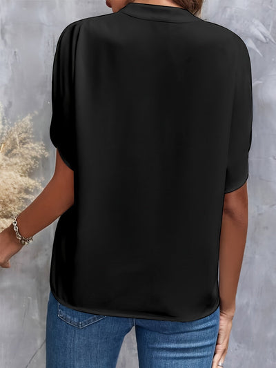 Amara - Relaxed V-Neck Blouse
